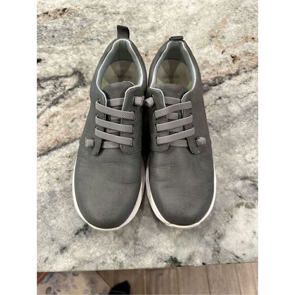 Nurse Mates Align Velocity Grey Sneakers Size 8 M - Picture 1 of 11